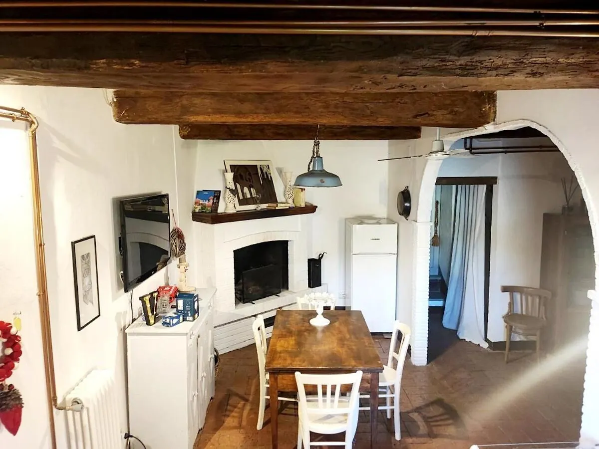 Santacaterina Villa Sansepolcro 0*,  Italië